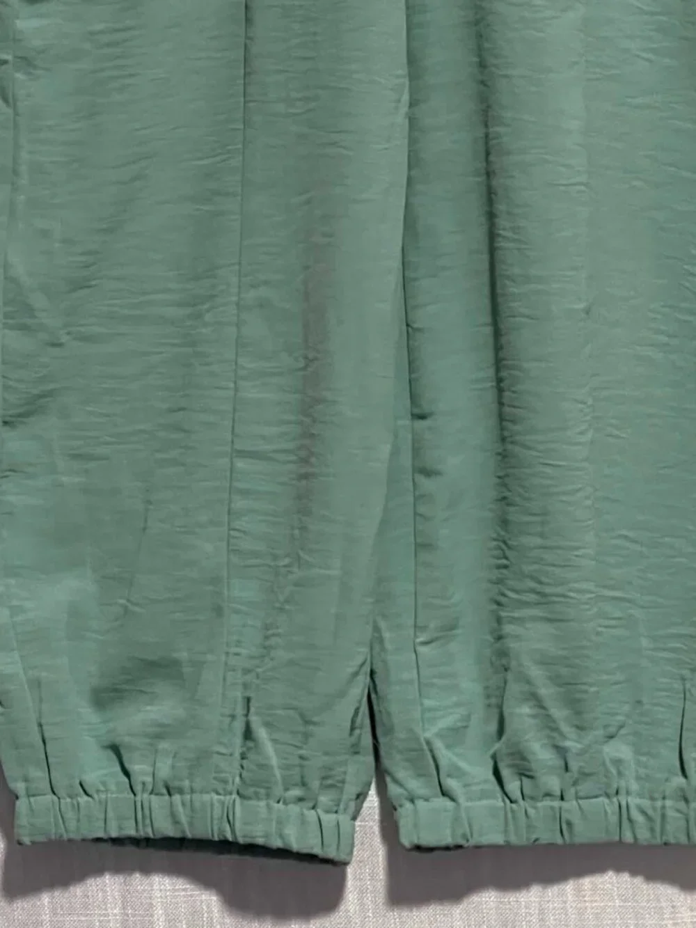 NWOT Cupshe Cami V-Neck Jumpsuit Sage Green Size XS - Picture 7 of 13